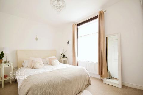 undefined, AVAILABLE WITH NO DEPOSIT Moorland Road Portsmouth PO1