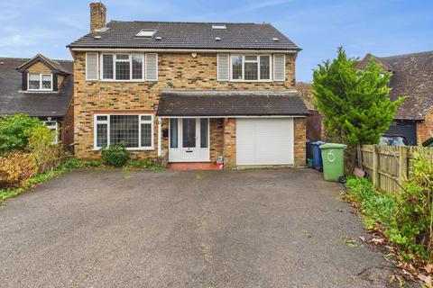 undefined, White House Close, Wooburn Moor, Buckinghamshire, HP10