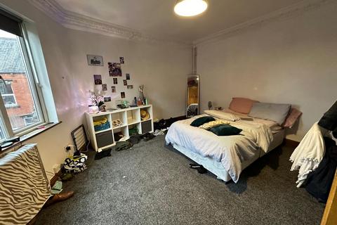 9 bedroom house to rent, Raven Road, Leeds LS6