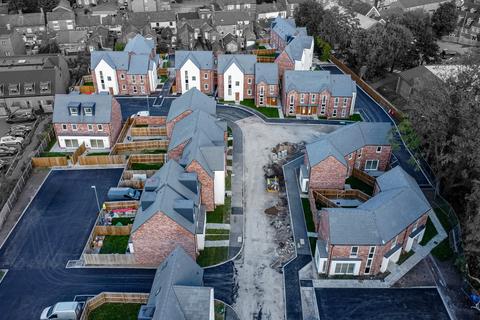 2 bedroom townhouse to rent, Frank Cliffe Way, Middlewich, CW10