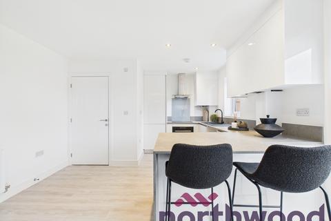 3 bedroom semi-detached house to rent, Frank Cliffe Way, Middlewich, CW10