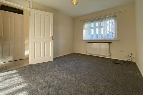 1 bedroom bungalow to rent, Forge Lane, Cradley Heath B64