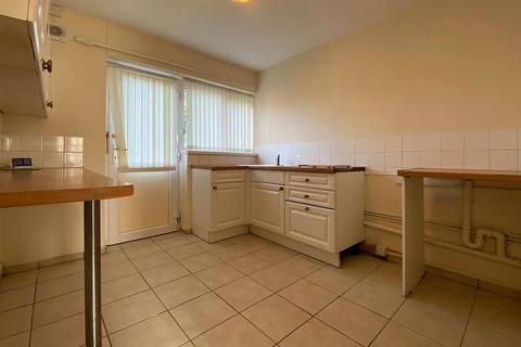 1 bedroom bungalow to rent, Forge Lane, Cradley Heath B64