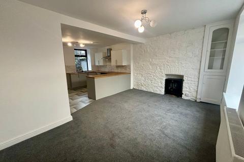 3 bedroom terraced house to rent, Ystrad Road, Pentre, CF41