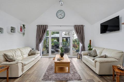 undefined, Woodside, Rainham,