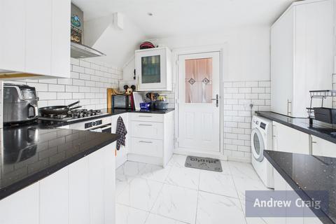 2 bedroom semi-detached house for sale, Dukes Avenue, Hebburn