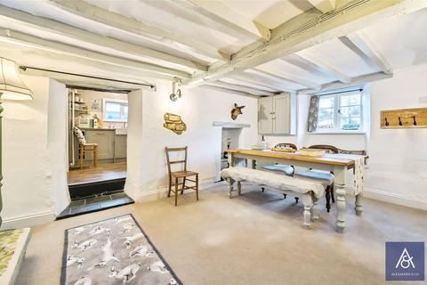 undefined, Old Town, Northamptonshire NN13