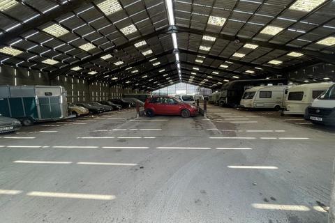 Warehouse to rent, Winterwell Lane Shepton Mallet BA4 4QZ