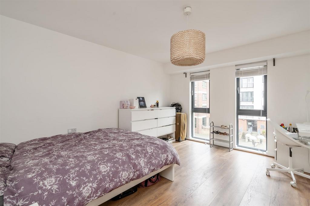 Apartment 9, 8 Rea Place 6.jpg