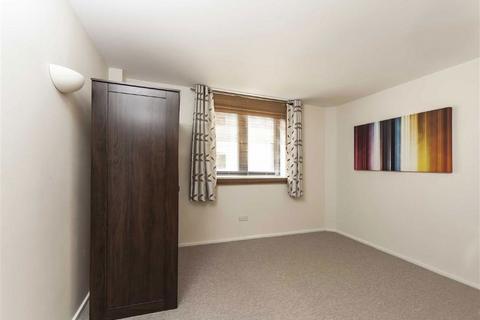2 bedroom flat to rent, Cromwell Road, London SW7