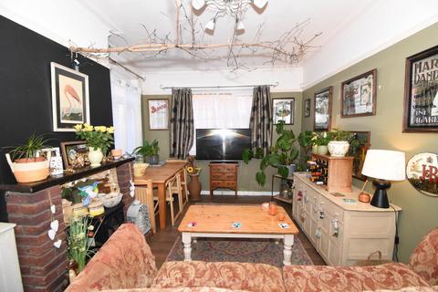 3 bedroom end of terrace house for sale, Brockhurst Road, Gosport