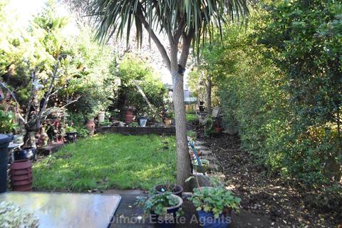 3 bedroom end of terrace house for sale, Brockhurst Road, Gosport