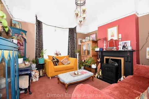 3 bedroom end of terrace house for sale, Brockhurst Road, Gosport