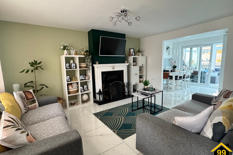3 bedroom terraced house for sale, Brodrick road, Eastbourne, United Kingdom, BN22