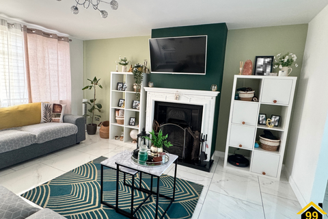 3 bedroom terraced house for sale, Brodrick road, Eastbourne, United Kingdom, BN22