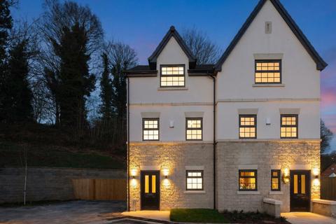 3 bedroom semi-detached house for sale, The Place, Leeds LS8