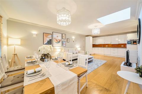 2 bedroom apartment for sale, Parkway, Camden Town, NW1, London