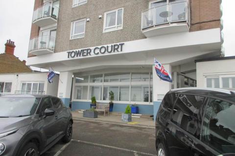 3 bedroom flat to rent, Tower Court, Westcliff Parade, Westcliff On Sea