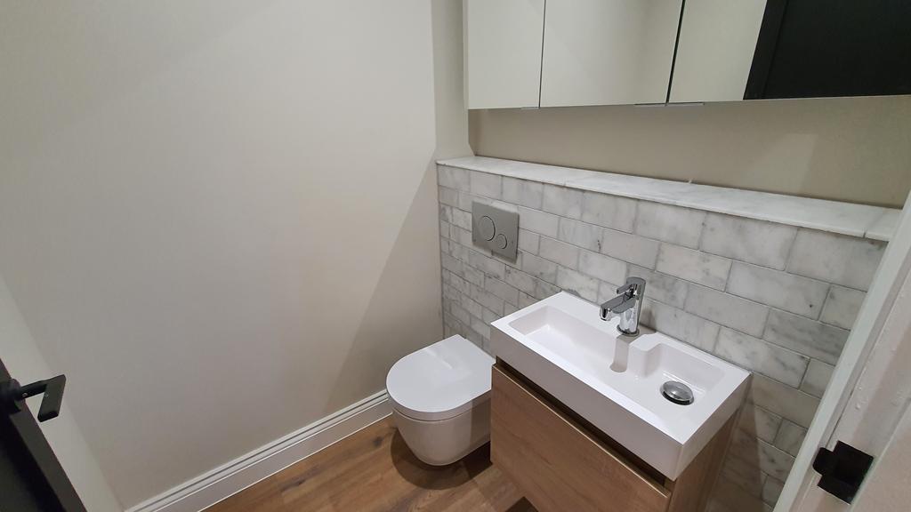 Cloak room