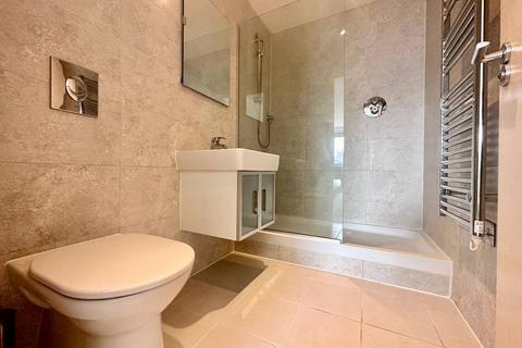 3 bedroom flat for sale, Westgate Apartments, Royal Docks, London, E16