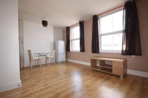 1 bedroom flat to rent, Cheddon Road, Somerset TA2