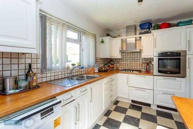Kitchen 2