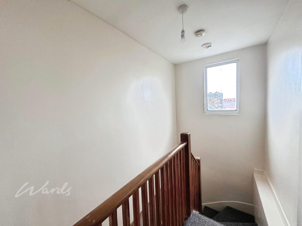 Eth 52 3 bed hall...