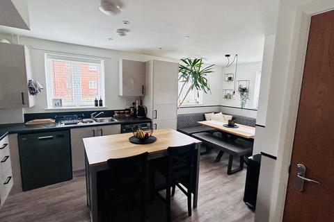 3 bedroom semi-detached house for sale, Burnet Lane, Kings Worthy, Winchester, Hampshire