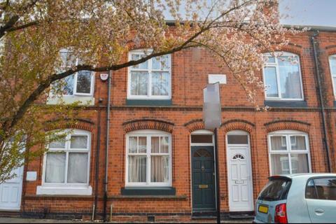 2 bedroom terraced house to rent, Avenue Road Extension, Leicester, LE2