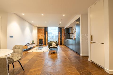 1 bedroom apartment for sale, Switch House East, Circus Road East, Battersea, London