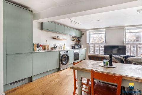 2 bedroom flat for sale, Quarry Street, Surrey GU1