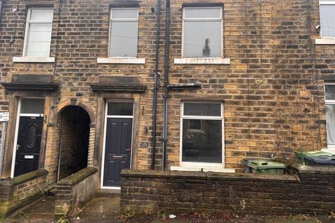 2 bedroom terraced house to rent, Wellington Street, Oakes, Huddersfield, HD3
