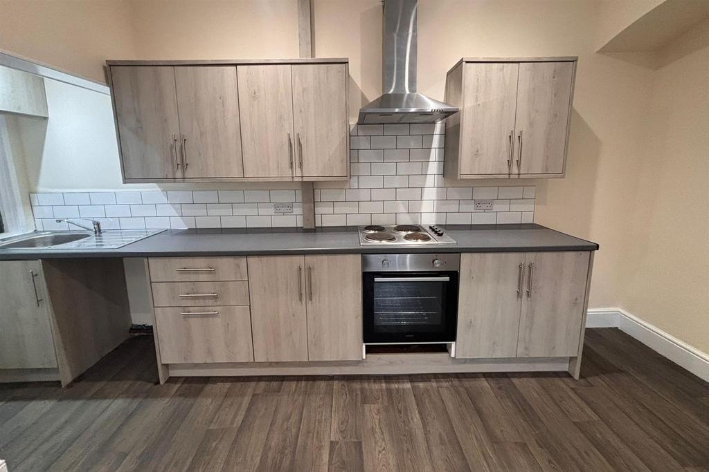 Living / Kitchen