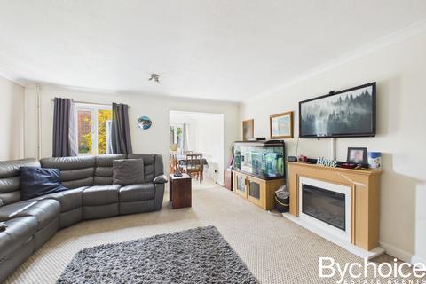 3 bedroom end of terrace house for sale, Hempstead Road, Haverhill, Suffolk