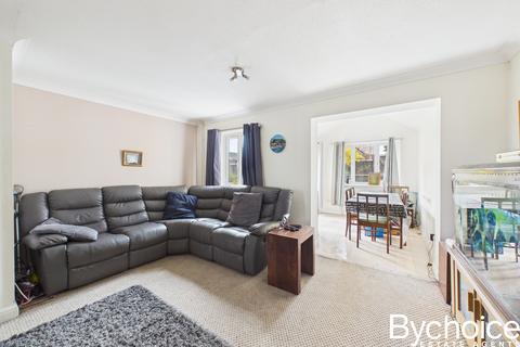3 bedroom end of terrace house for sale, Hempstead Road, Haverhill, Suffolk