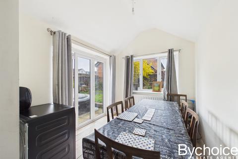3 bedroom end of terrace house for sale, Hempstead Road, Haverhill, Suffolk