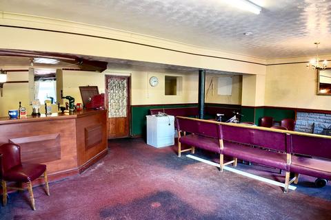 3 bedroom property for sale, Manmoel, Blackwood, NP12