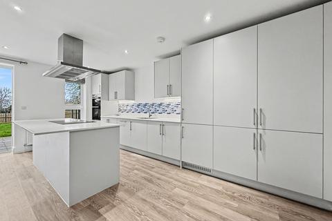4 bedroom detached house for sale, Thames View, Blunsdon, Swindon, SN26
