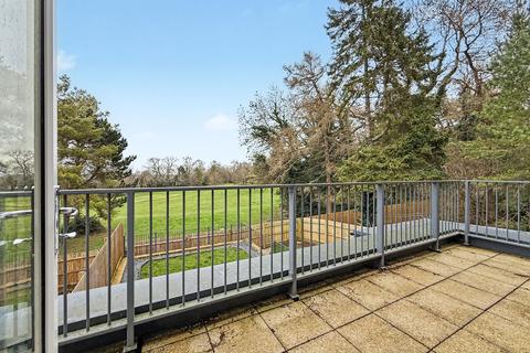 4 bedroom detached house for sale, Thames View, Blunsdon, Swindon, SN26