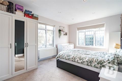 2 bedroom maisonette for sale, Hornchurch Road, Hornchurch, RM11