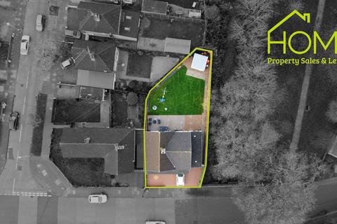5 bedroom detached house for sale, Lamborne Road, Knighton, Leicester