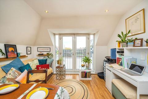 undefined, Alpha Road, Surbiton KT5