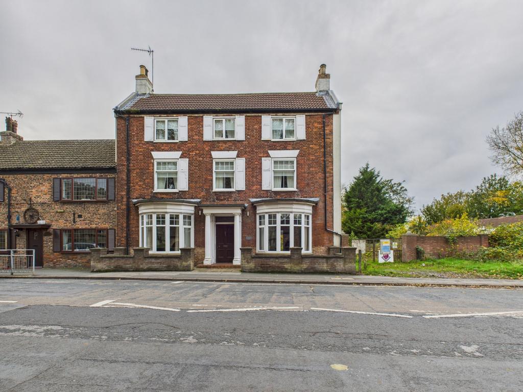 Five/Six bedroom semi-detached house - For sale b