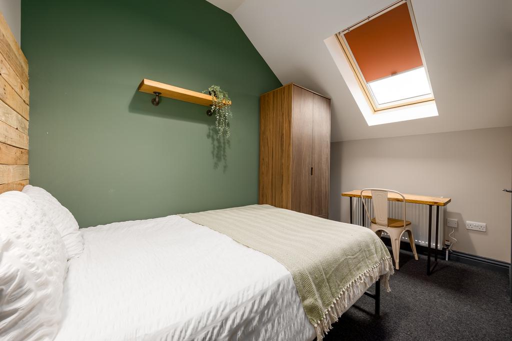 Room 11