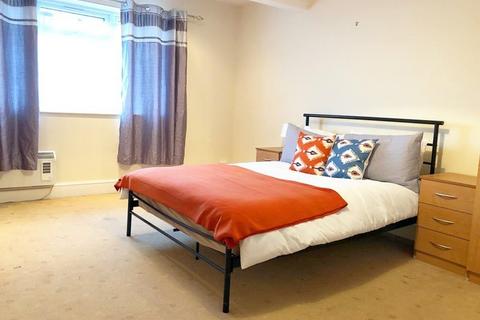 1 bedroom in a house share to rent, Dudley DY2