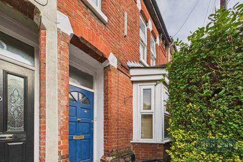 5 bedroom house to rent, Milton Road, Southampton