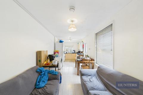 5 bedroom house to rent, Milton Road, Southampton