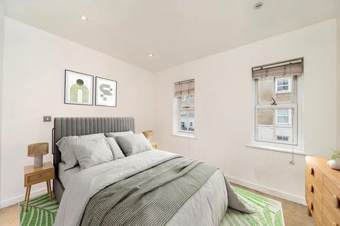 3 bedroom flat for sale, Northpoint Square, London NW1