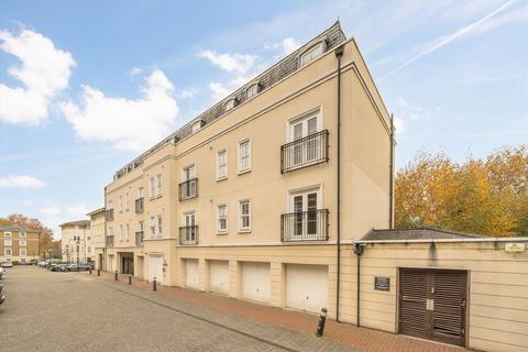 Northpoint Square, London NW1