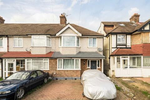 145 Abbotts Road, Mitcham, CR4 1JZ